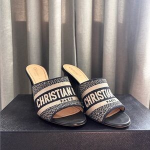 Christian Dior navy blue heels